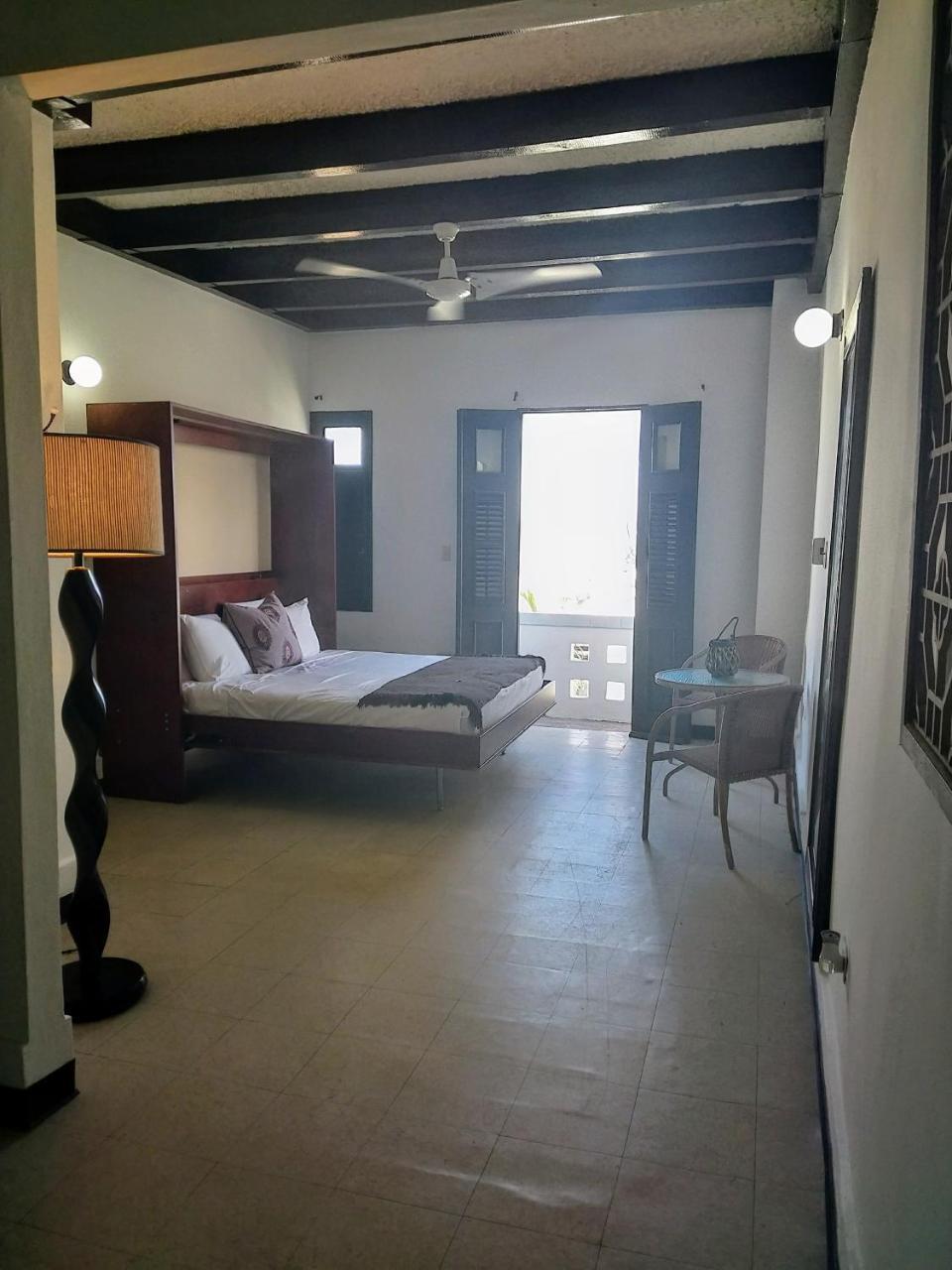 La Capitana Old Building 3*